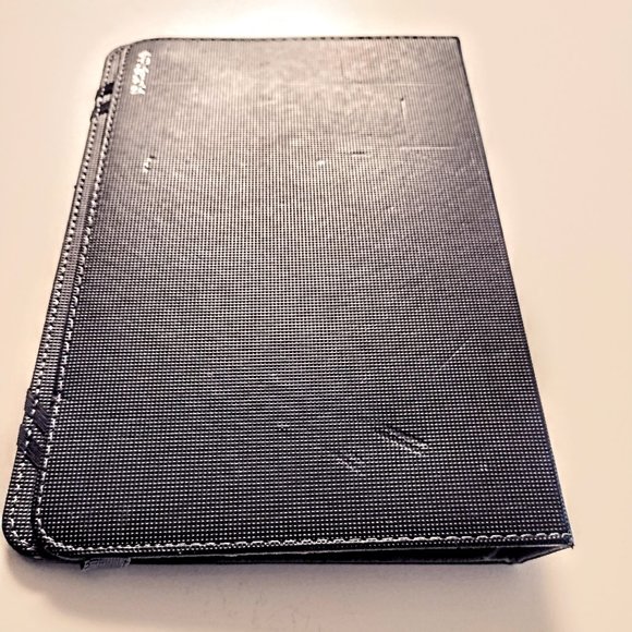 Polaroid Z-Stand Folio Cover & Travelocity Bag ~ Holds Max 10.25" x 6.25" Tablet - Picture 6 of 16